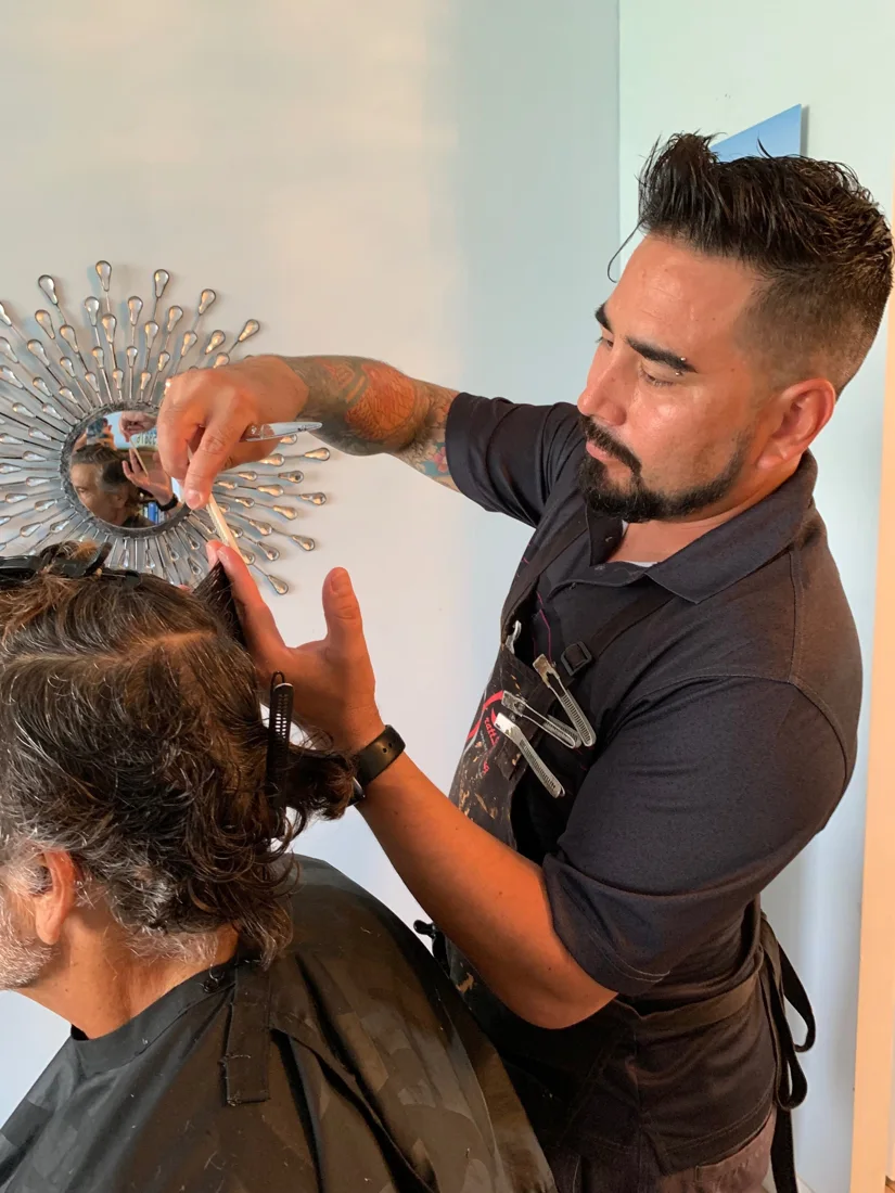 PrattStyling Mobile Salon business photograph
