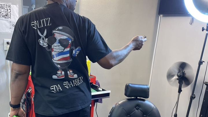 BLITZ DA BARBER business photograph